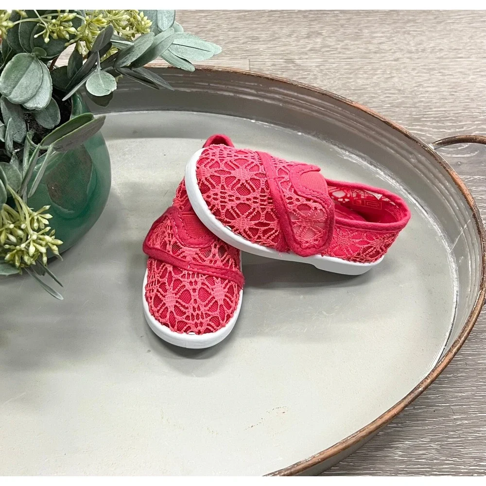 Fuchsia‎ Lace Flats Toddler Size 6
